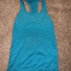 swiftly tech blue lululemon tank top size 4